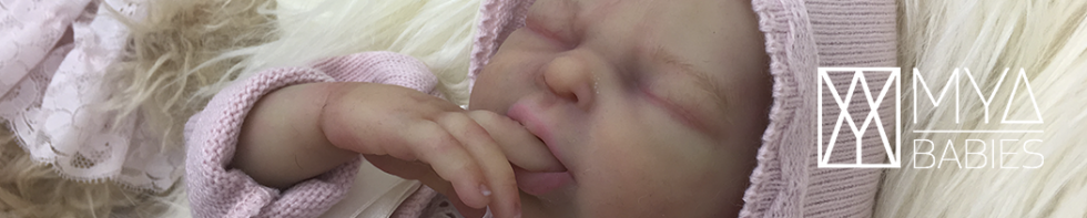 Nico * Bebé de Silicona con Cuerpo de Tela Articulado